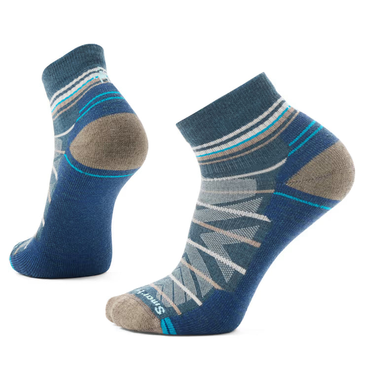 Hike Pattern Ankle Socks image 0