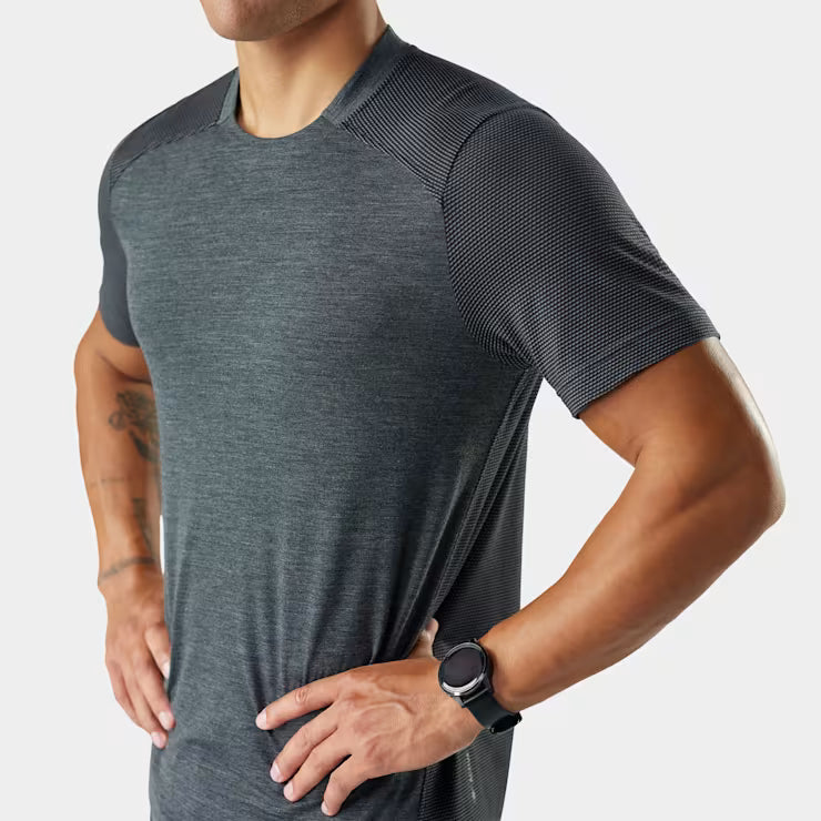 Men's Active Mesh Short Sleeve image 2