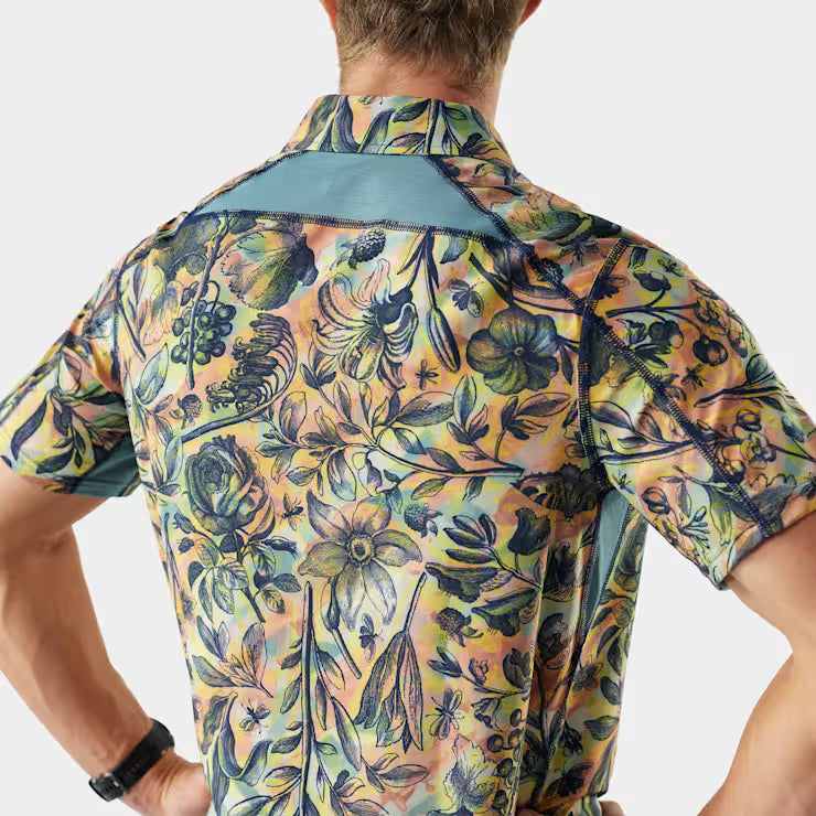 Men's Everyday Short Sleeve Button Down image 3