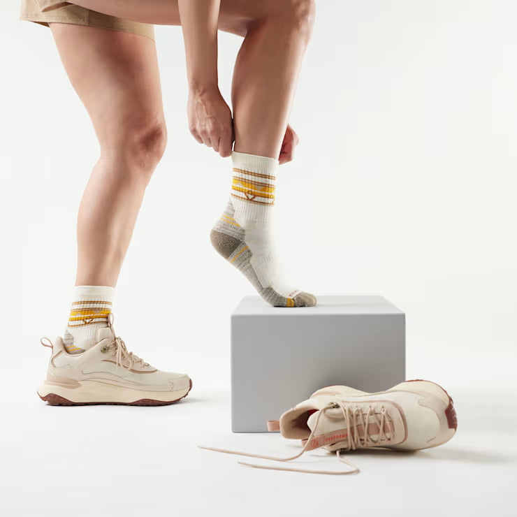 Women's Hike Zig Zag Valley Mid Crew Socks image 1