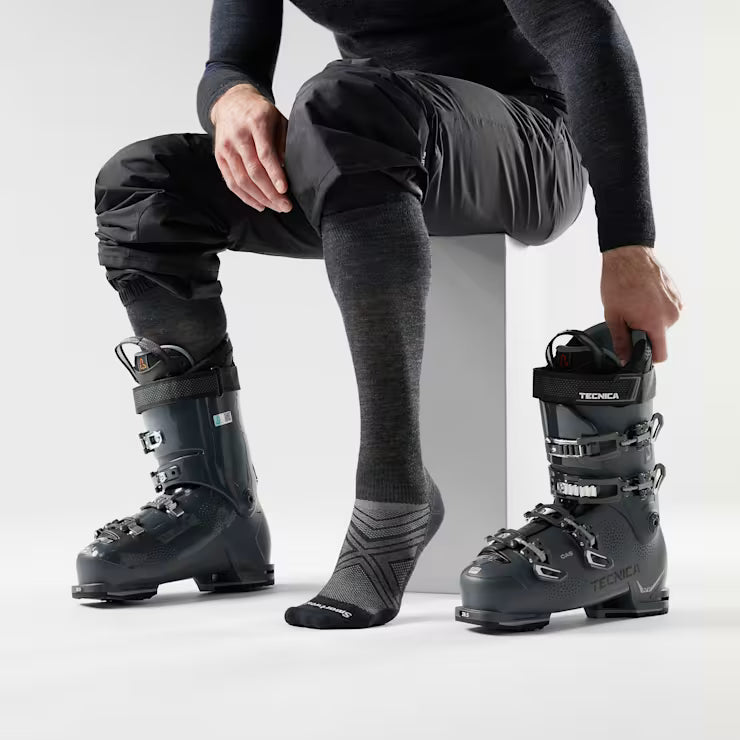 Ski Extra Stretch Over The Calf Socks image 1