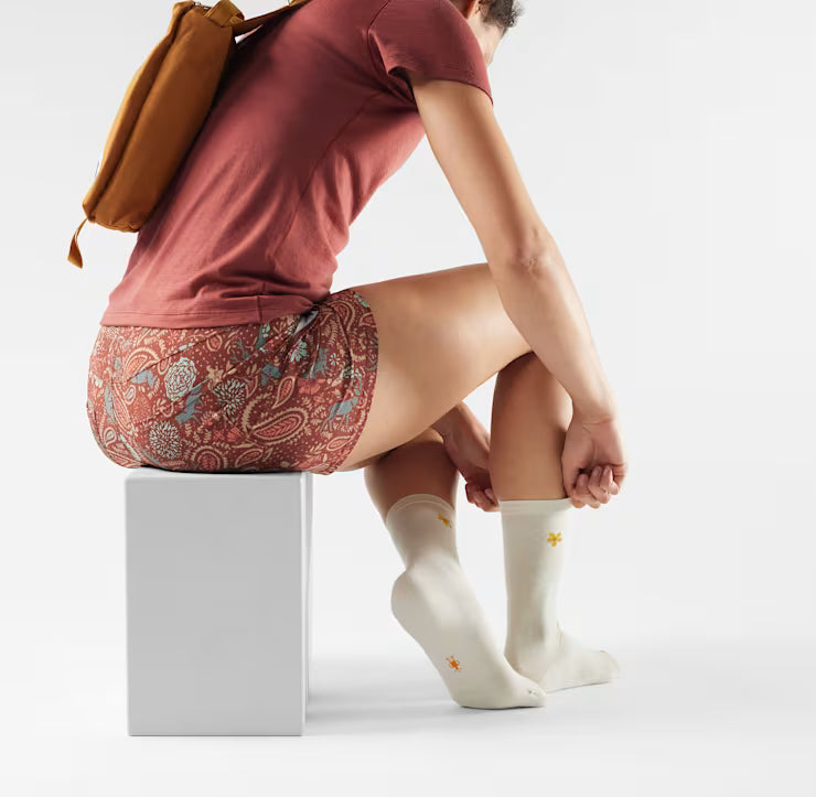 Women's Everyday Groovy Bloom Crew Socks image 1