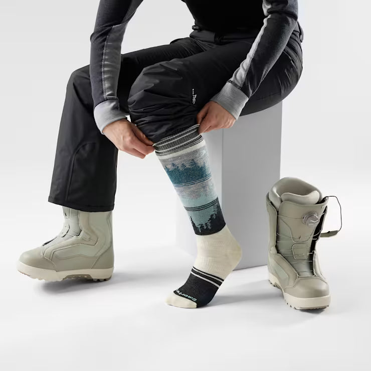 Women's Snowboard Twilight Vista Over The Calf Socks image 1