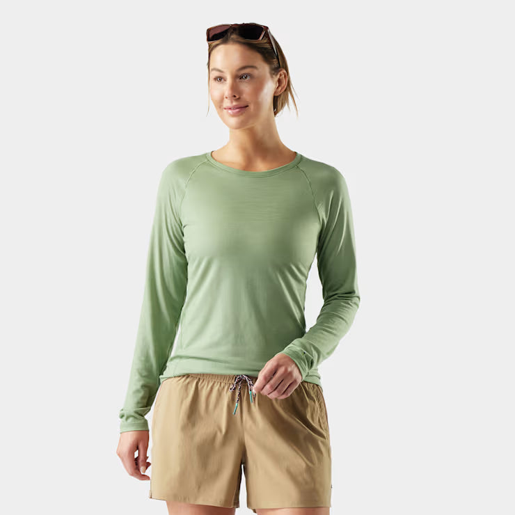 Women's Classic All-Season Merino Base Layer Crew image 0