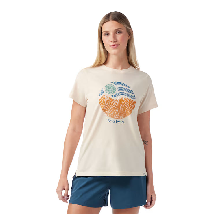 Women's Horizon View Short Sleeve Graphic Tee image 0