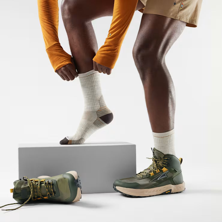 Hike Mid Crew Socks image 1