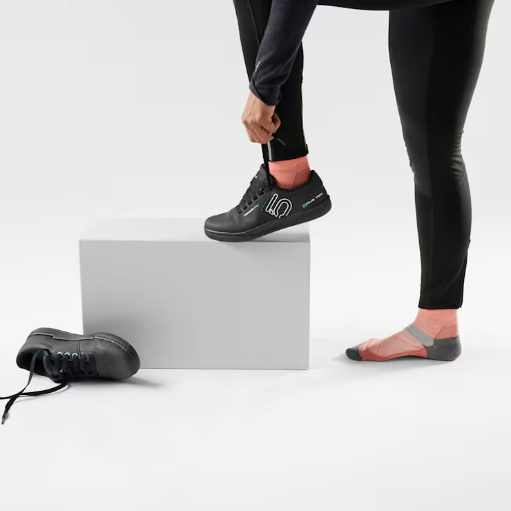 Women's Bike Ankle Socks image 1