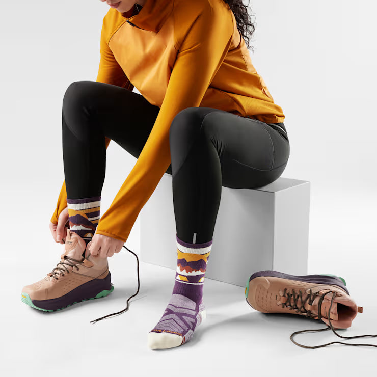 Women's Hike Mountain Moon Crew Socks image 1